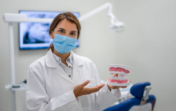 Best Cosmetic Emergency Dentistry in Wolcottville, IN