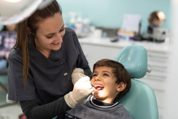 Best Emergency Tooth Extraction in Wolcottville, IN