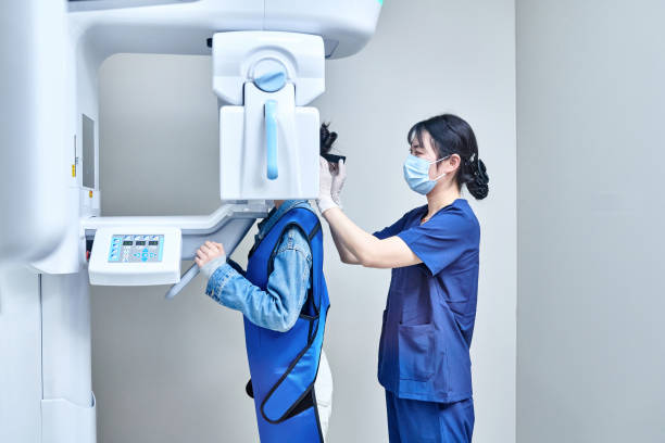 Best Emergency Dental Care for Broken or Chipped Teeth in Wolcottville, IN